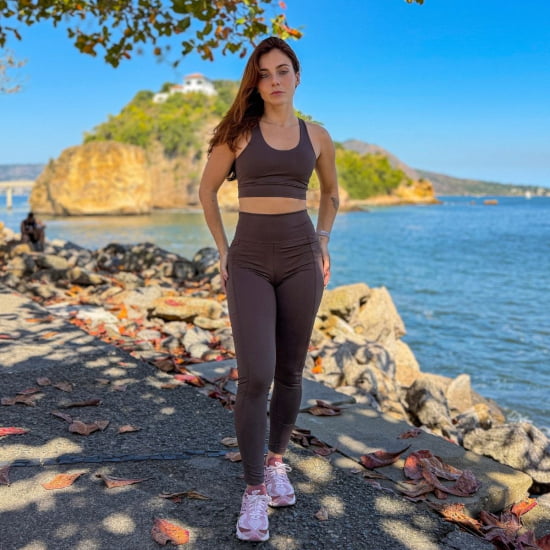 Conjunto Legging e Top Liso Premium c/ Bojo Removível