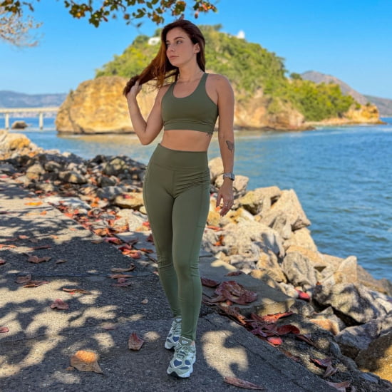 Conjunto Legging e Top Liso Premium c/ Bojo Removível