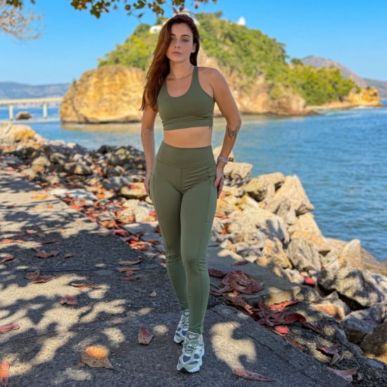 Conjunto Legging e Top Liso Premium c/ Bojo Removível