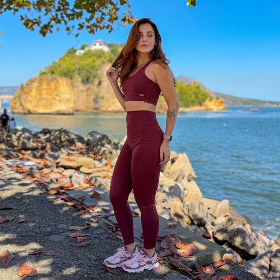 Conjunto Legging e Top Liso Premium c/ Bojo Removível