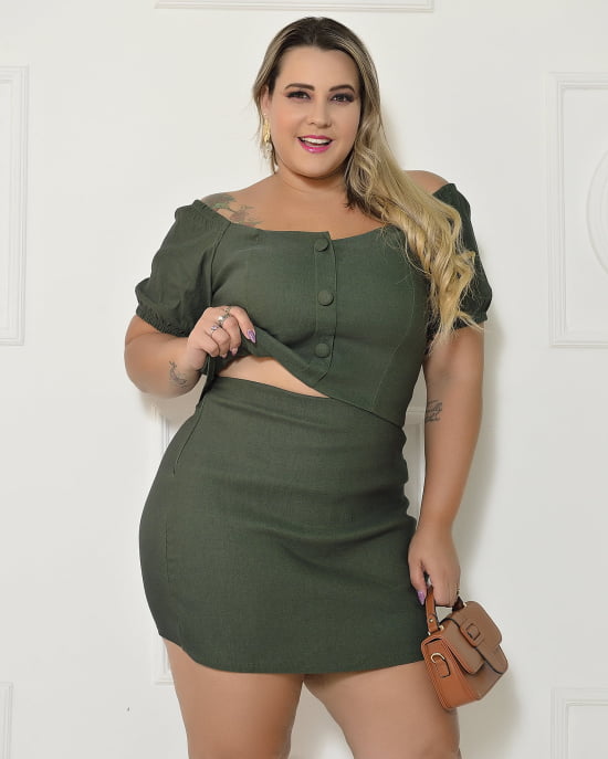 Conjunto Cropped e Short Saia Alfaiataria Em Bengaline Plus Size 