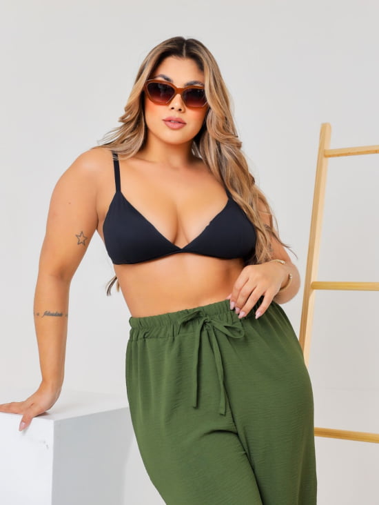 Saída Praia Calça Pantalona Com Fenda Plus Size 